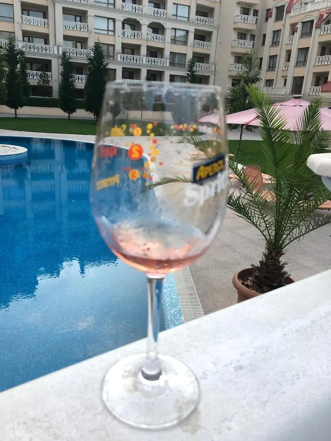 East From Paradise Apartment Varna