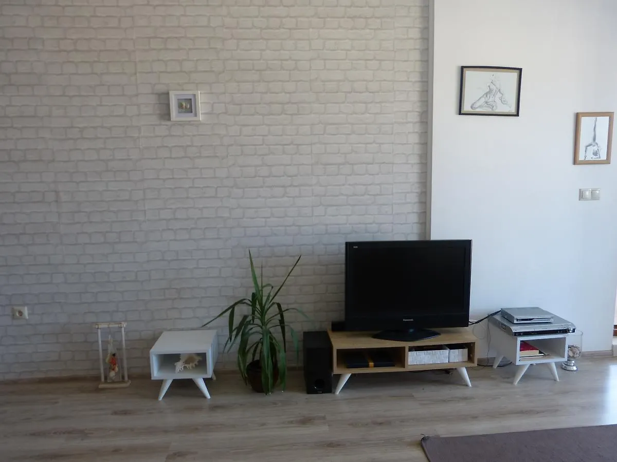 East From Paradise Apartment Varna